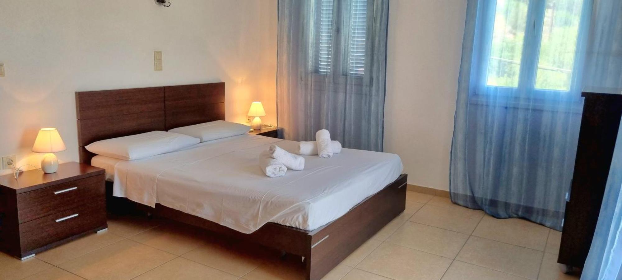 Zafeiris Apartments Livadia  部屋 写真