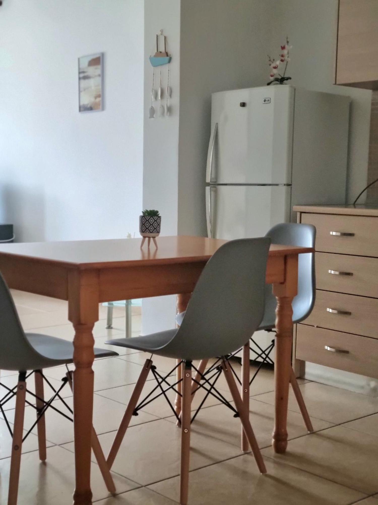 Zafeiris Apartments Livadia  部屋 写真